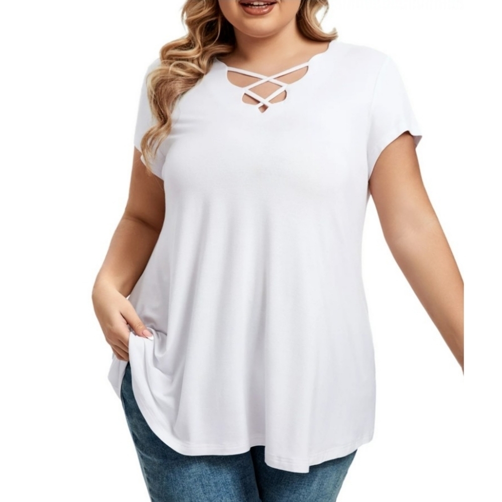 Mengpipi Crisscross Vneck Short sleeve tee White Size XXL